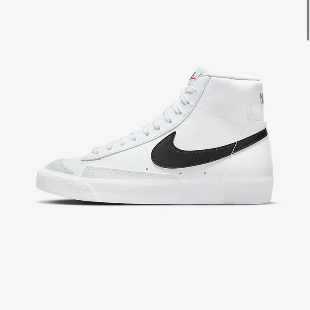 Nike Youth blazers mid 77